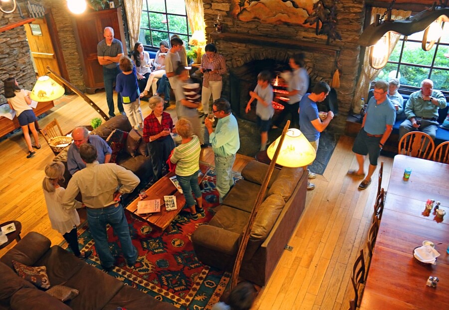 Social hour takes place at 6 p.m. Ranch guests enjoy mingling with one another — meeting new friends, reconnecting with old ones. Social hour takes place at 6 p.m. Ranch guests enjoy mingling with one another — meeting new friends, reconnecting with old ones.