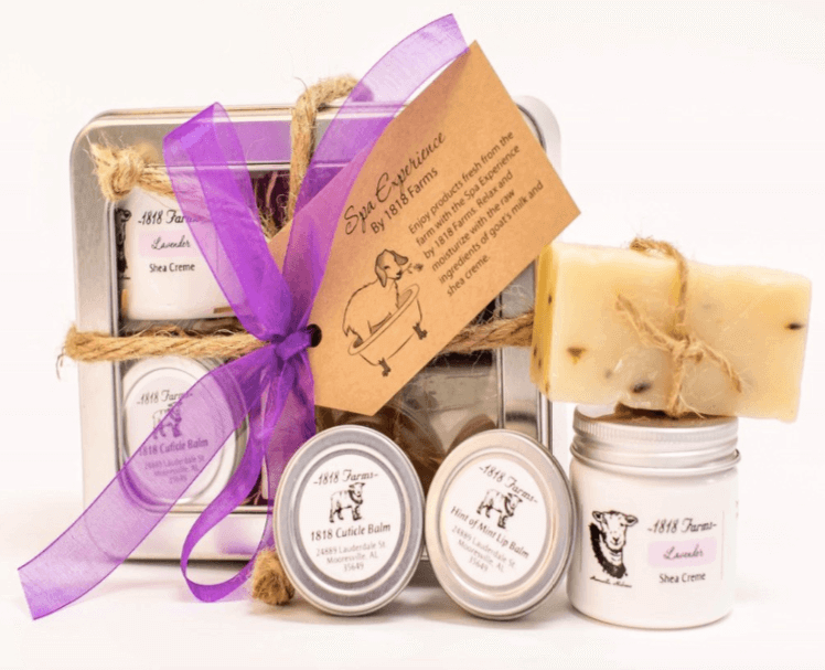 Spa experience box, $32, at 1818 Farms | Image: 1818 Farms Healthy and beauty FINDS: Spa Experience Box from 1818 Farms