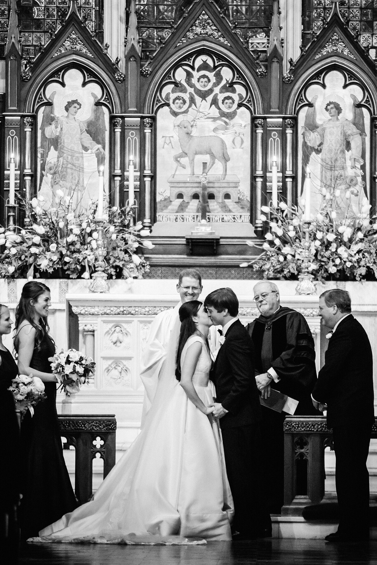 The couple shares their first kiss as Mr. & Mrs. Cowan!
