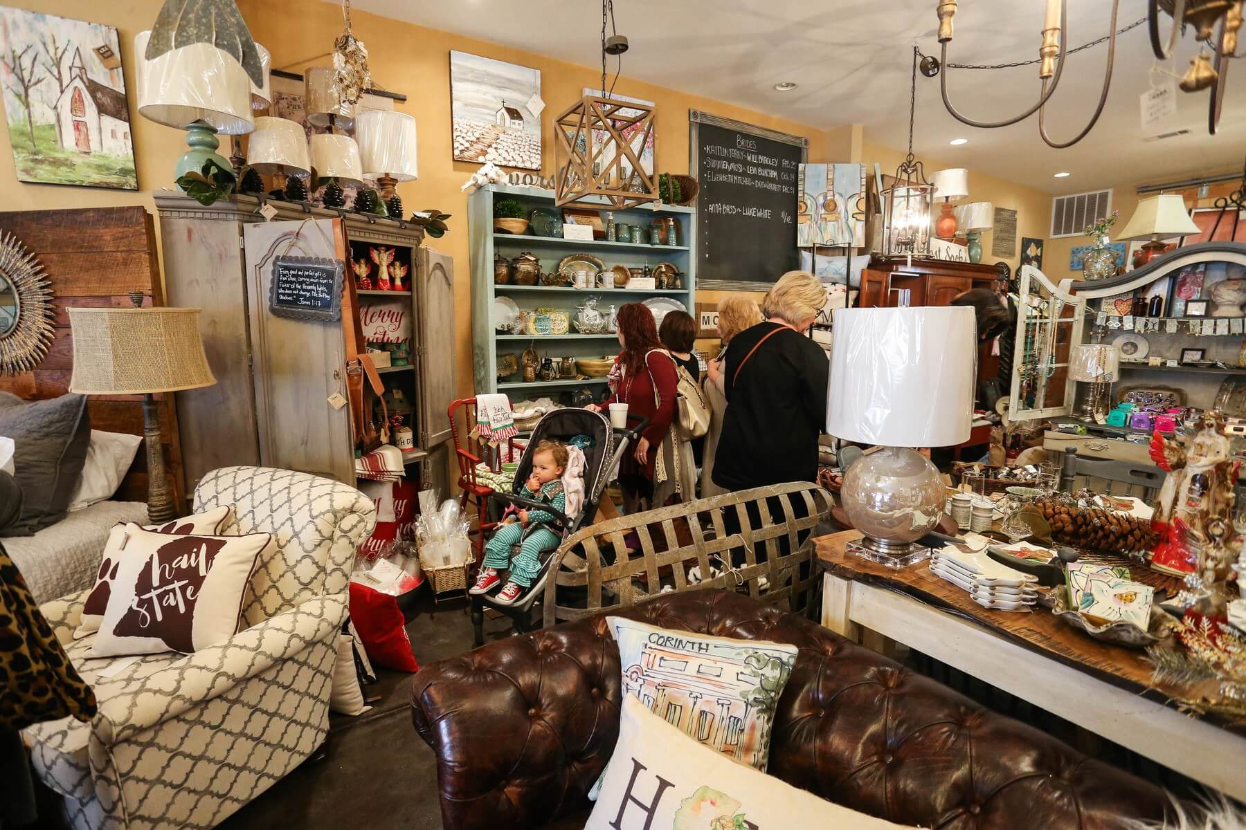 Rowan House is a beloved Corinth shop for antiques, paints and more. Image: Visit Corinth Rowan House is a beloved Corinth shop for antiques, paints and more. Image: Visit Corinth