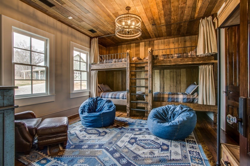 An AMAZING Farmhouse Makeover Blends Historic Elements & Modern Conveniences