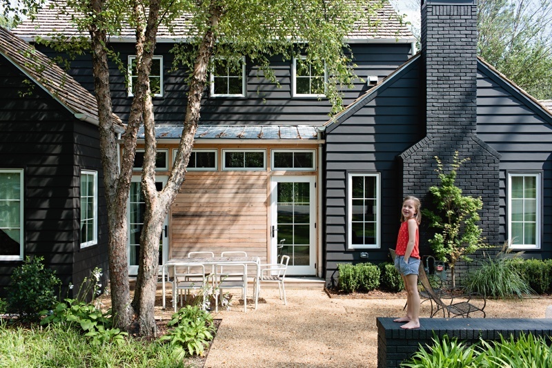 Deconstructed Style & Simplified Design Offer a Breath of Fresh Air