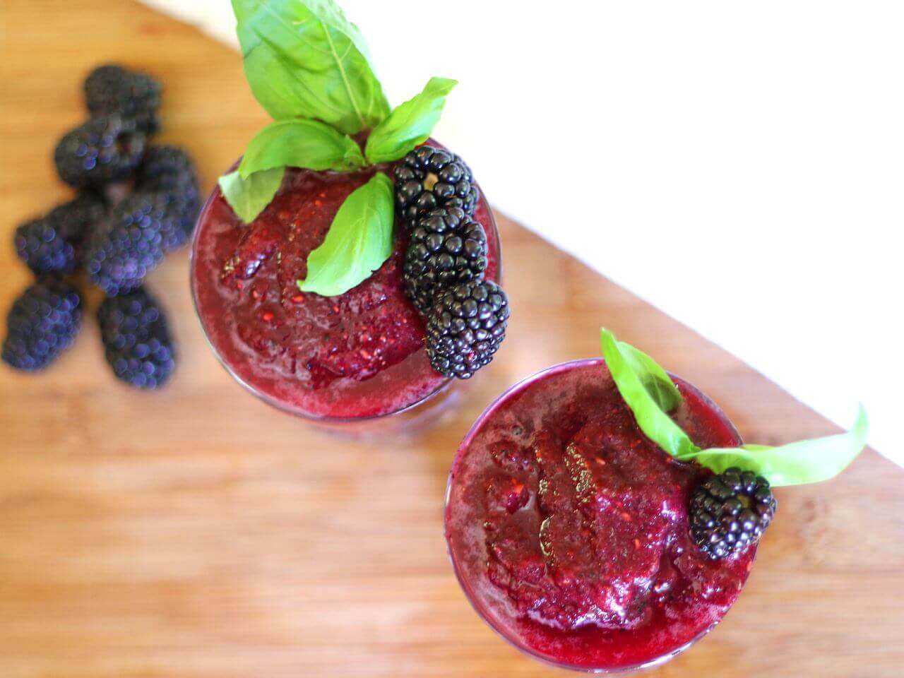 Make wine slushies that look as good as they taste! This red wine slushie recipe is delicious!