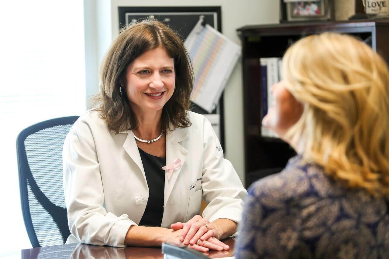 Dr. Laura Born