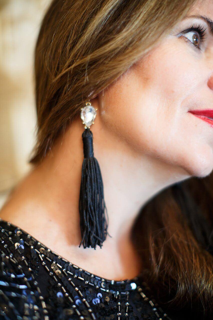 WTW_December_16-Memphis-Oak-Hall-Earring-Look3.jpg