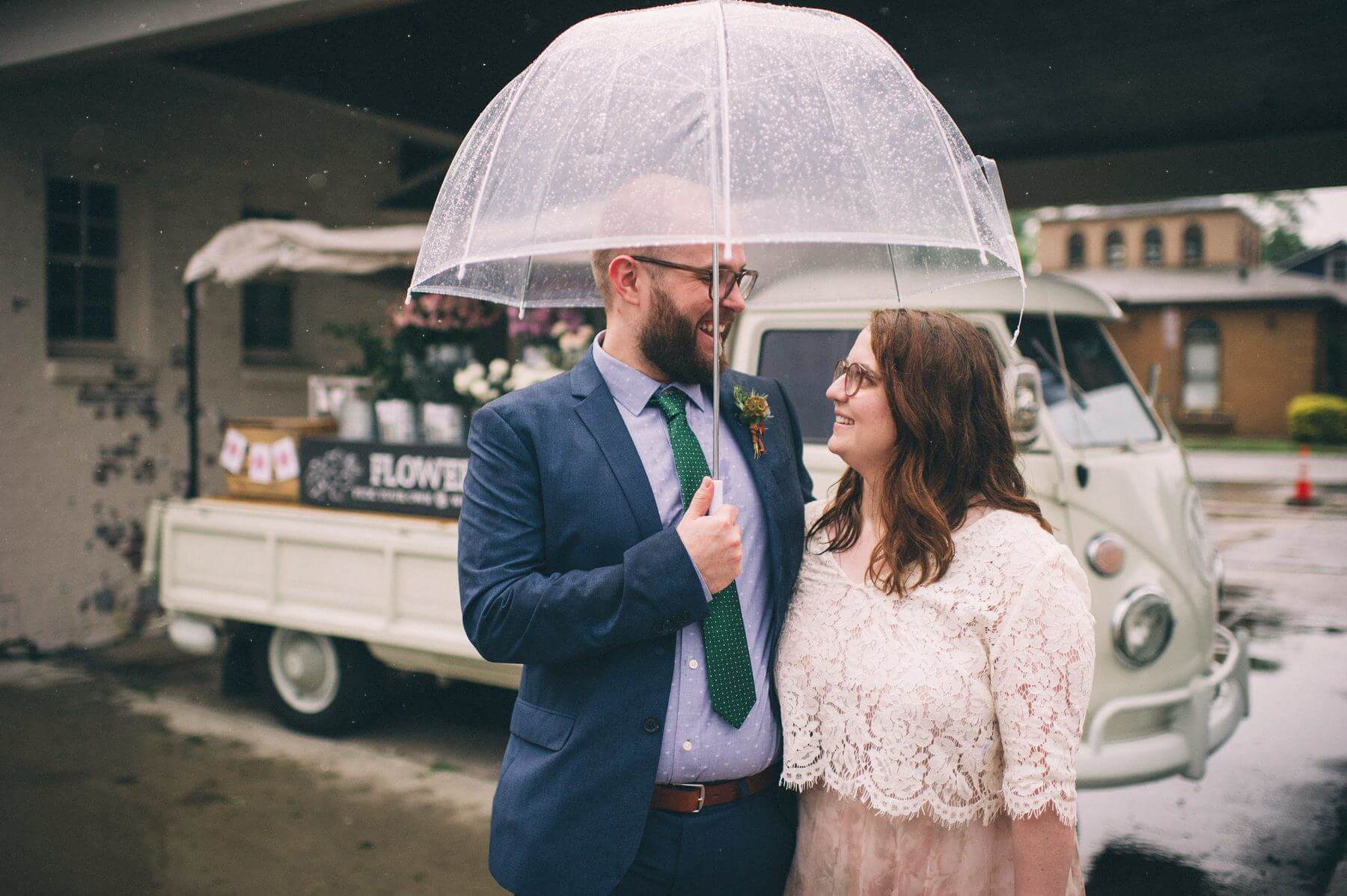 A rainy day didn’t dampen the happy newlywed vibes for these two. treehouse elopement