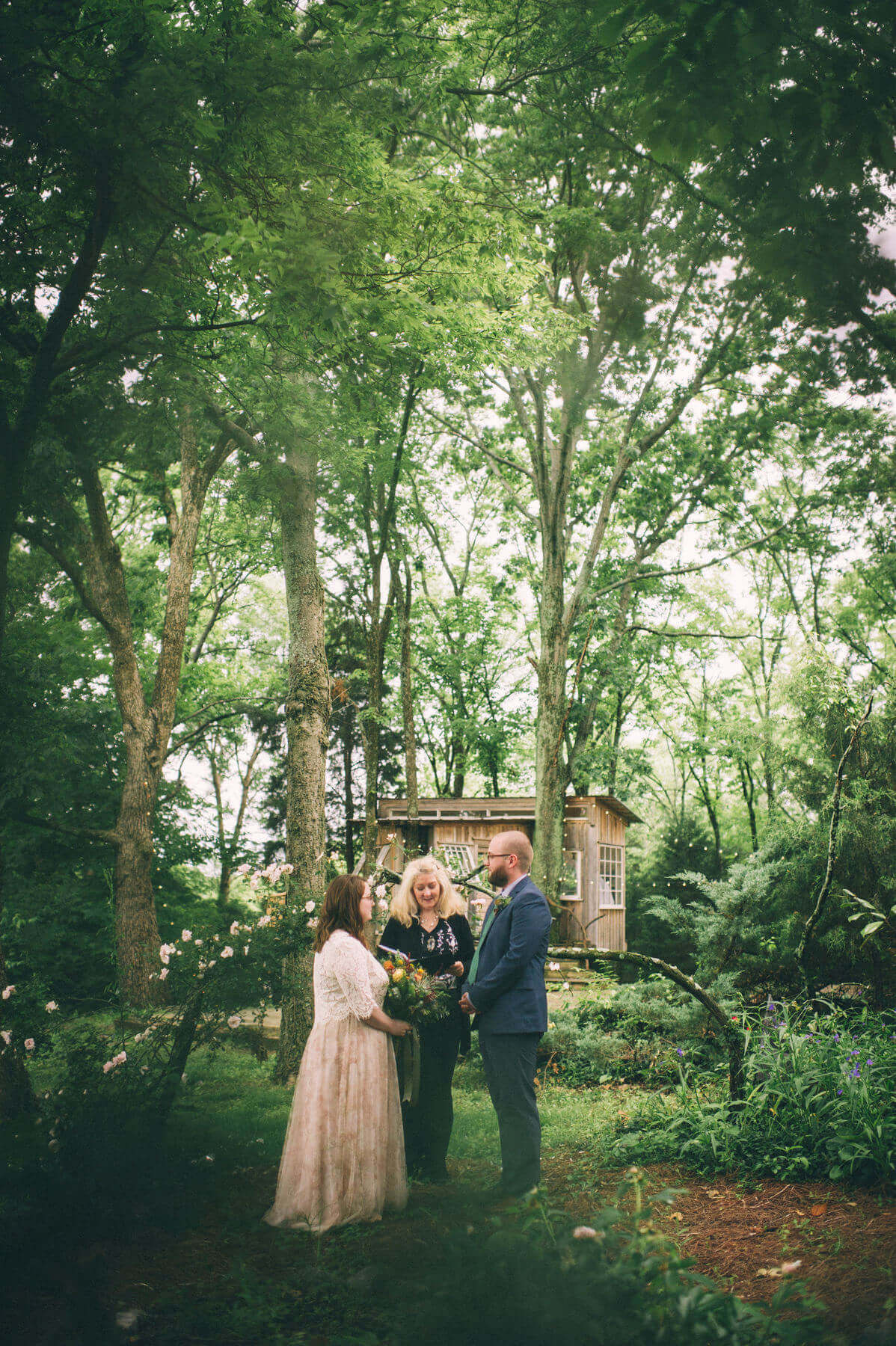 I mean, does it get any better than this setting? treehouse elopement