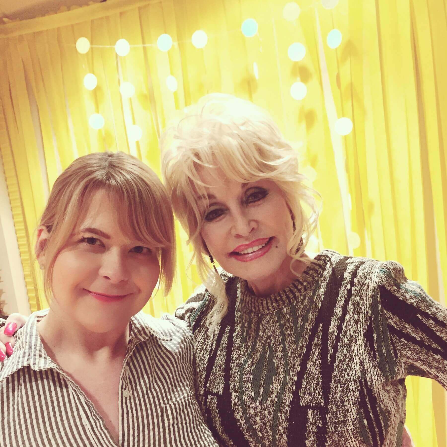 Dolly Parton & Dara Carson
