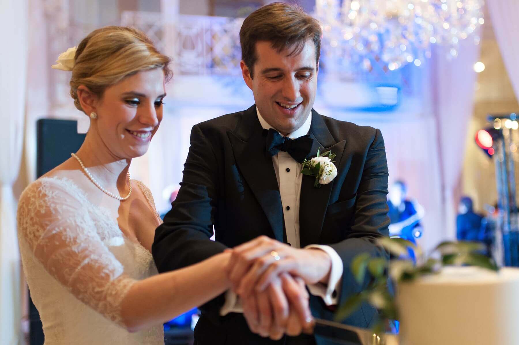 After cutting the rug, it was time to cut the cake!