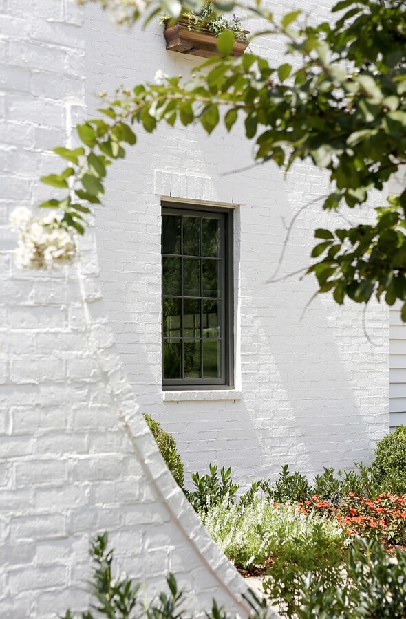 Striking Architecture Makes This Home a Work of Art Striking Architecture Makes This Home a Work of Art