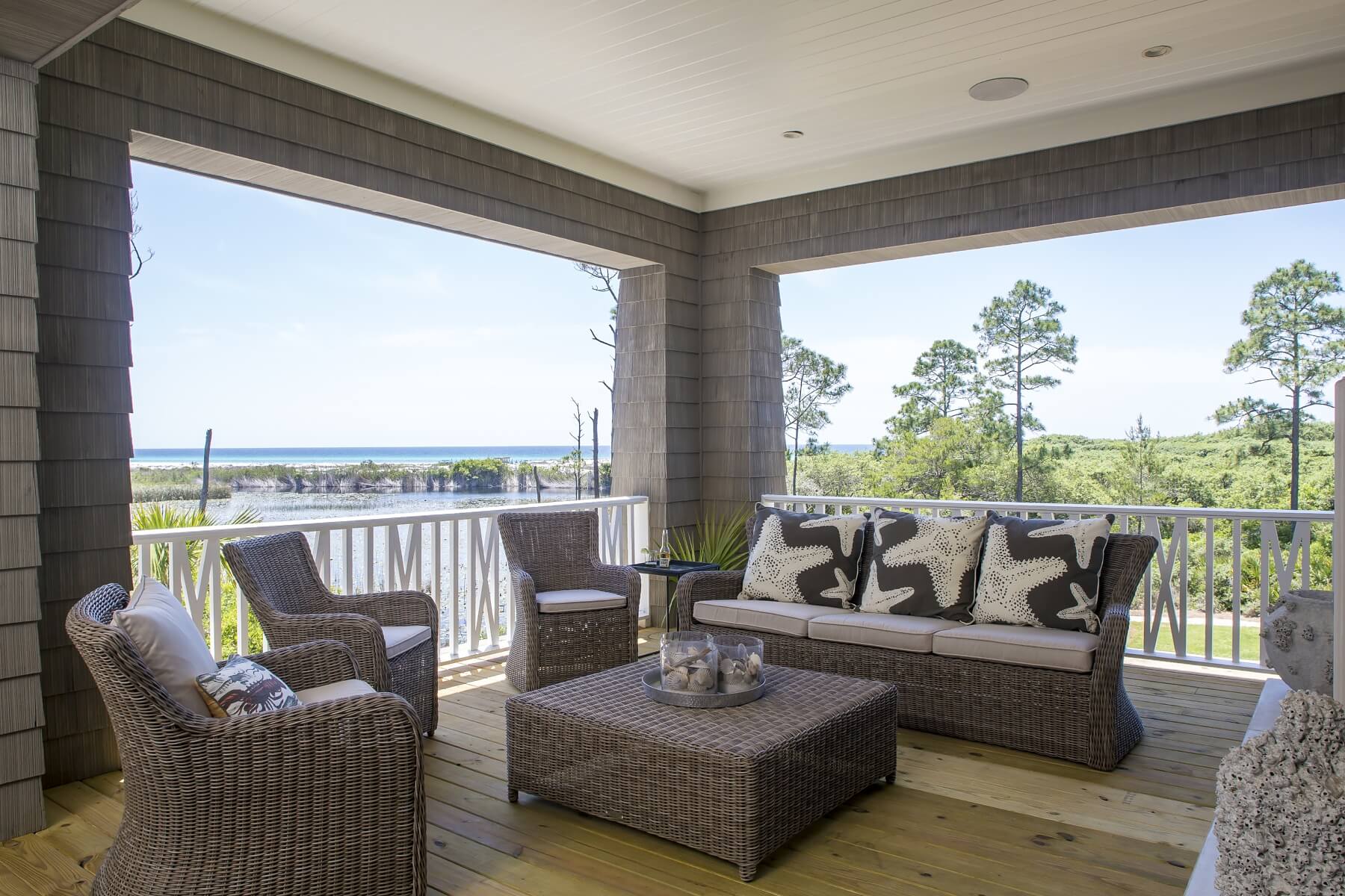 8 Must-See Outdoor Living Spaces