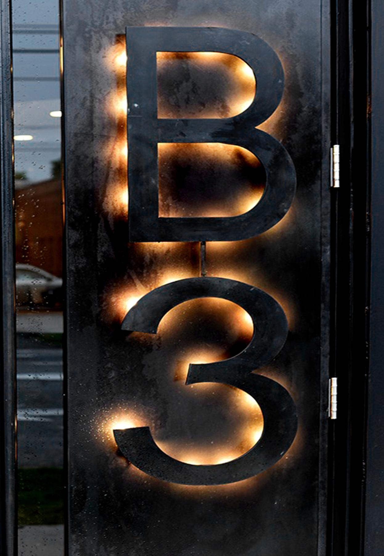 Naming the restaurant, Dean says, wasn’t difficult. Instead of raking his brain for something quirky, he went with something simple. Because the restaurant is located in the old Birmingham Blueprint Company headquarters off Third Avenue South, the place naturally became Blueprint on 3rd. The “B3” moniker outside the restaurant provides the space with subtle yet sleek signage. Blueprint on 3rd