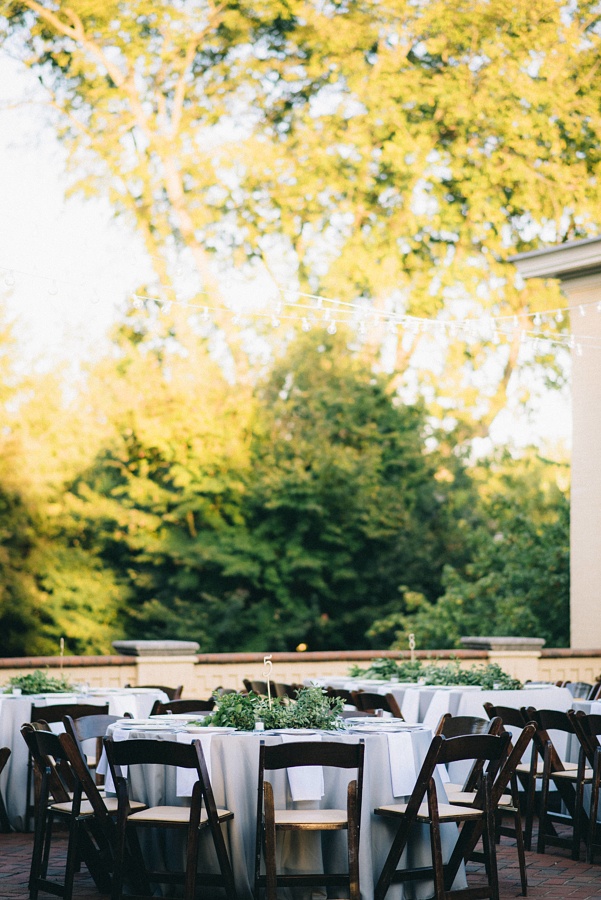 An Intimate Wedding at Nashville’s East Ivy Mansion An Intimate Wedding at Nashville’s East Ivy Mansion