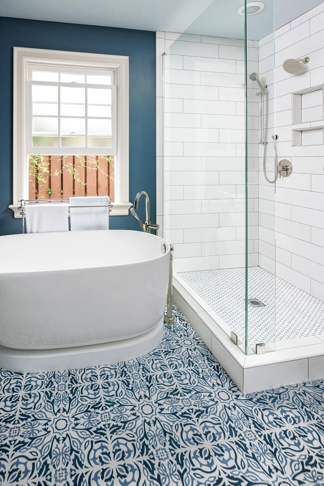 Bold Blue Bath e1539795796937