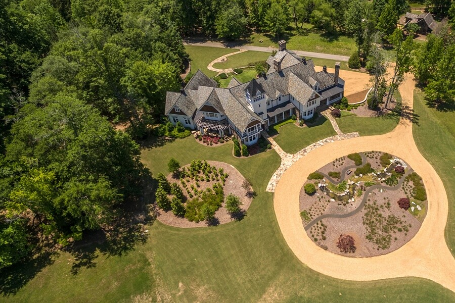 This home is nestled in the Rolling Hills of Oak Mountain, just south of Birmingham.