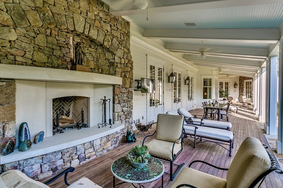 This home is nestled in the Rolling Hills of Oak Mountain, just south of Birmingham.