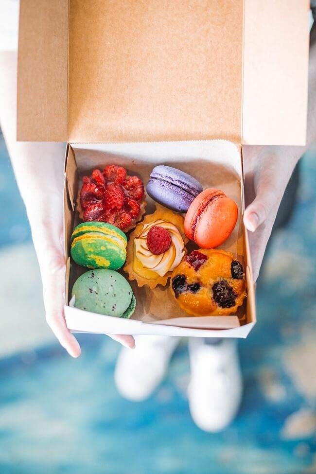 SB CHAR Amelies Tarts and Macarons e1538426594810