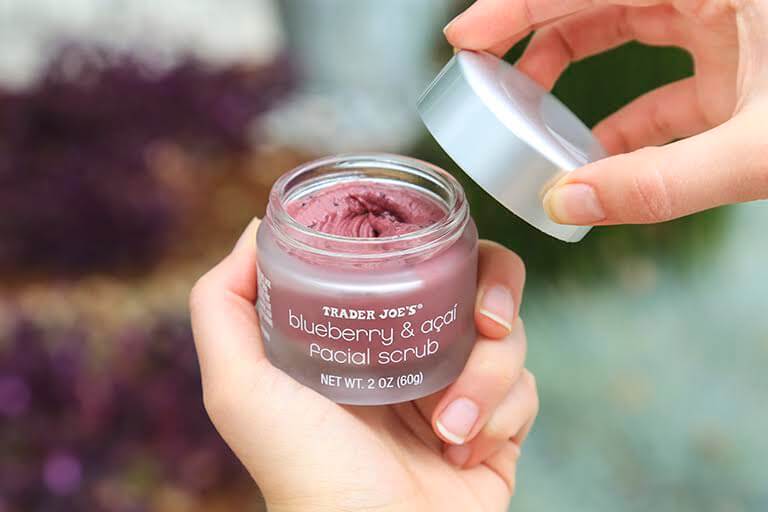 The SB Hot List: Morning Routine Must-Haves The SB Hot List: Morning Routine Must-Haves