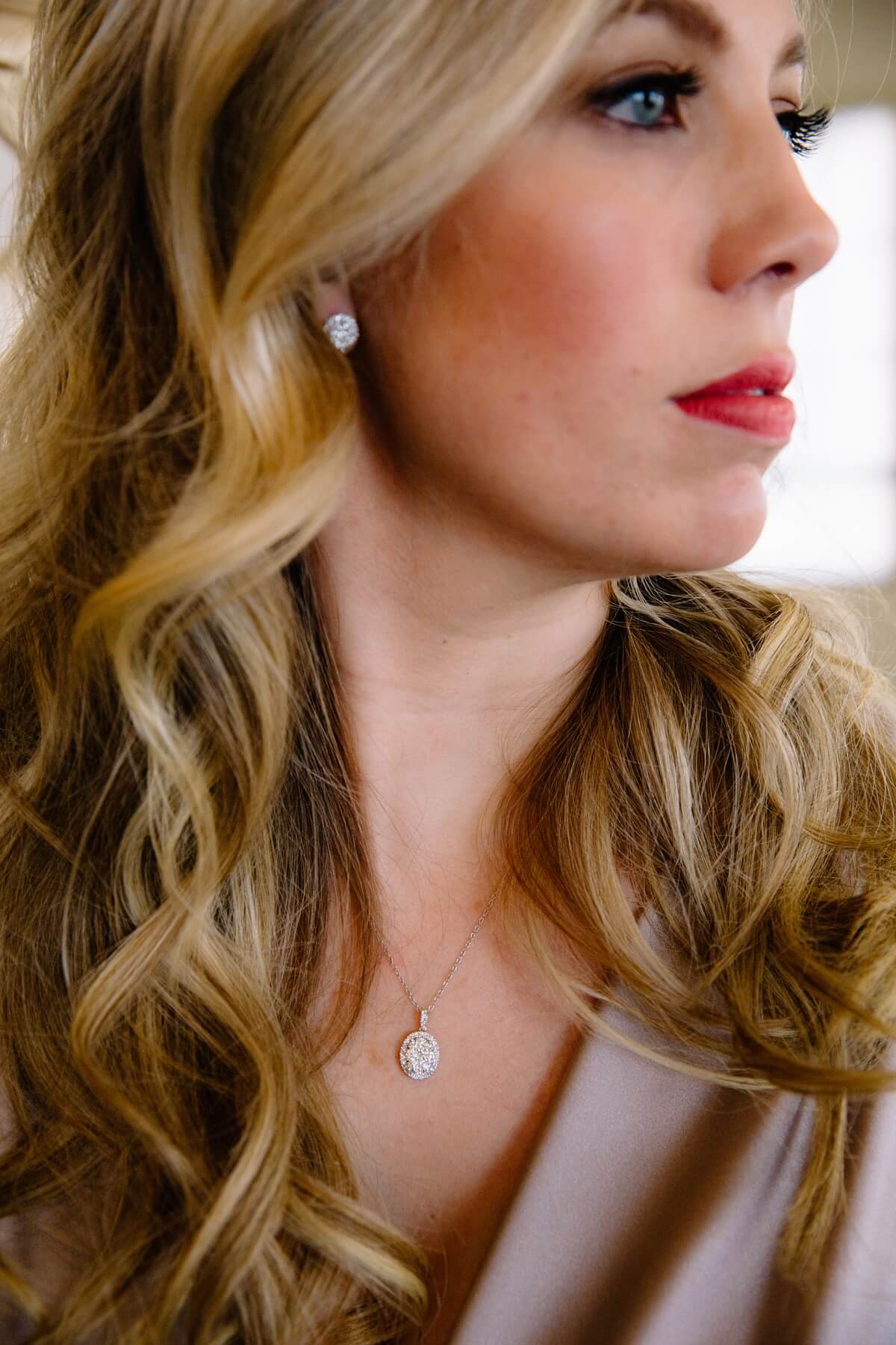 Kelsey's stunning jewelry from James Gattas. Kelsey's stunning jewelry from James Gattas.