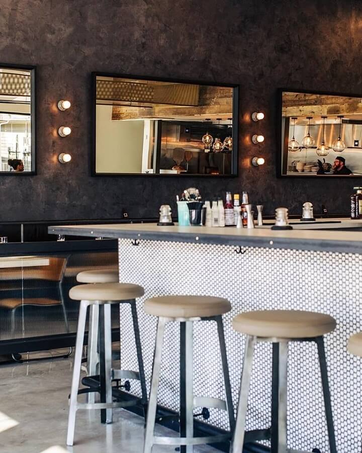 Answer Restaurant