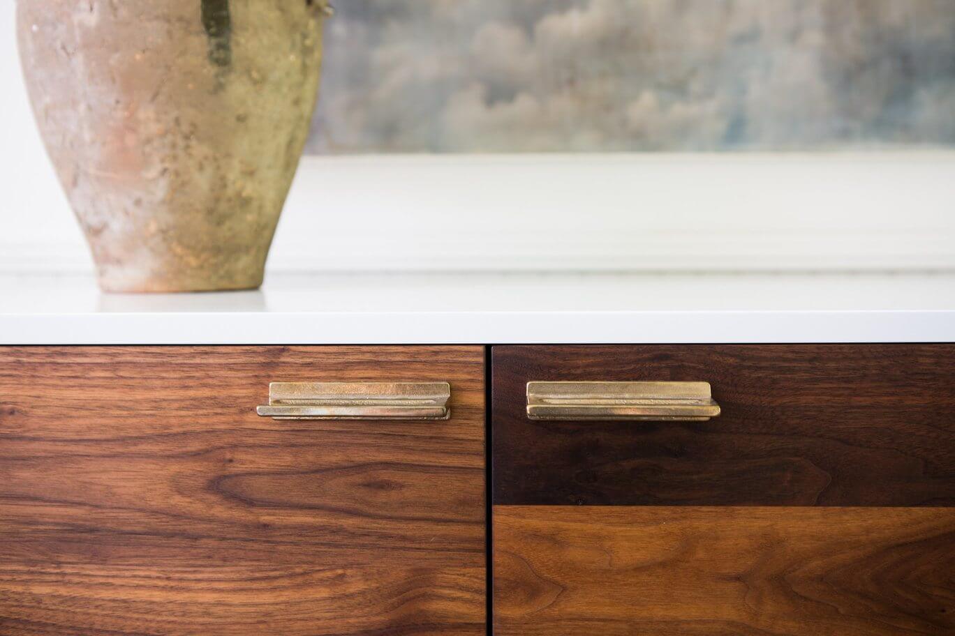 The brown finish on these cabinets is absolutely stunning! 