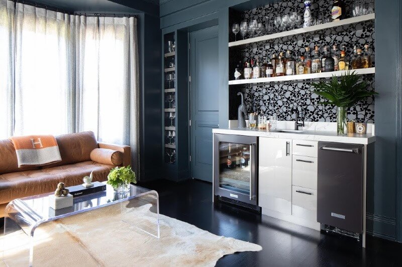 Classy and edgy, these cabinets tie in the whole room! 