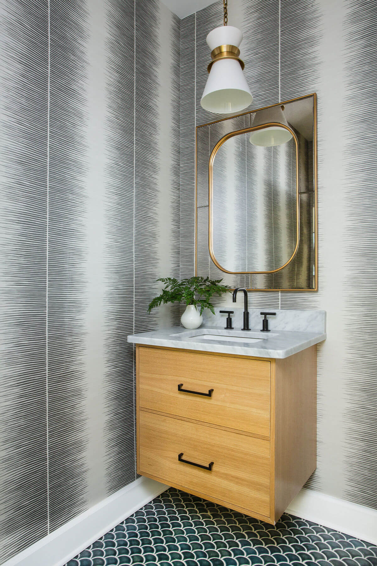 Lindsey Black of Lindsey Black Interiors Lindsey Black of Lindsey Black Interiors