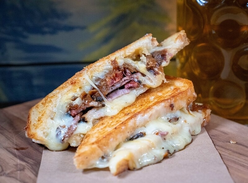 Brisket Grilled Cheese e1554327126889