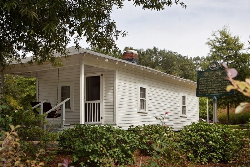 ElvisPresleyBirthplace e1548275651259