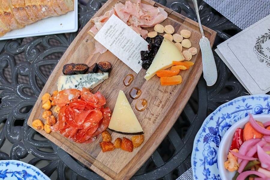 charleston restaurants food