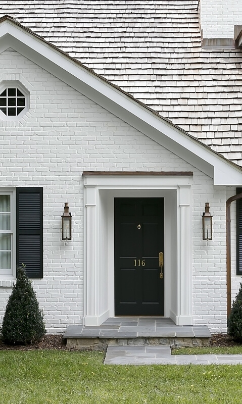 White brick homes might just be our favorite trend of them all! Image: <a href="https://merrillconstructiongroup.com/">Merrill Construction Group</a>