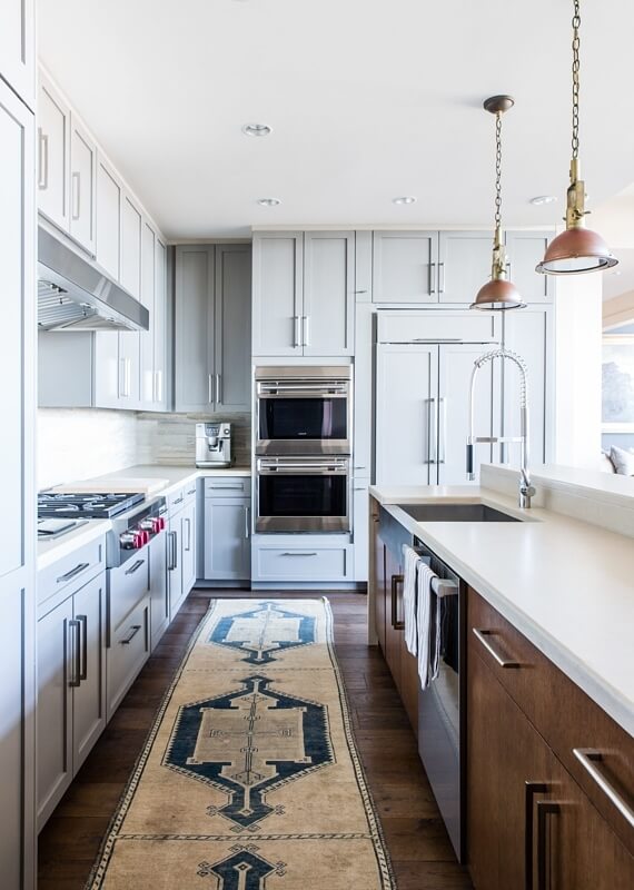 R. Higgins Home kitchen