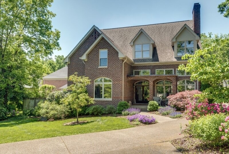 A Light-Filled Home For Sale in the Historic Whitland Neighborhood