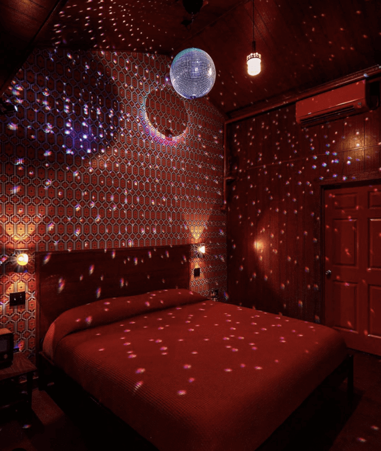 The Dive Motel Guest Room with a Party Switch