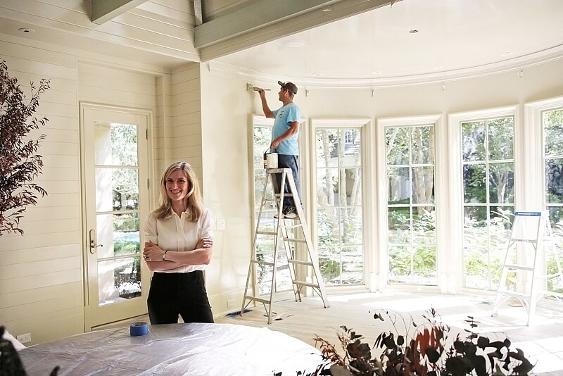 3 Nashville Women Wielding Hammers & Wearing Hard Hats