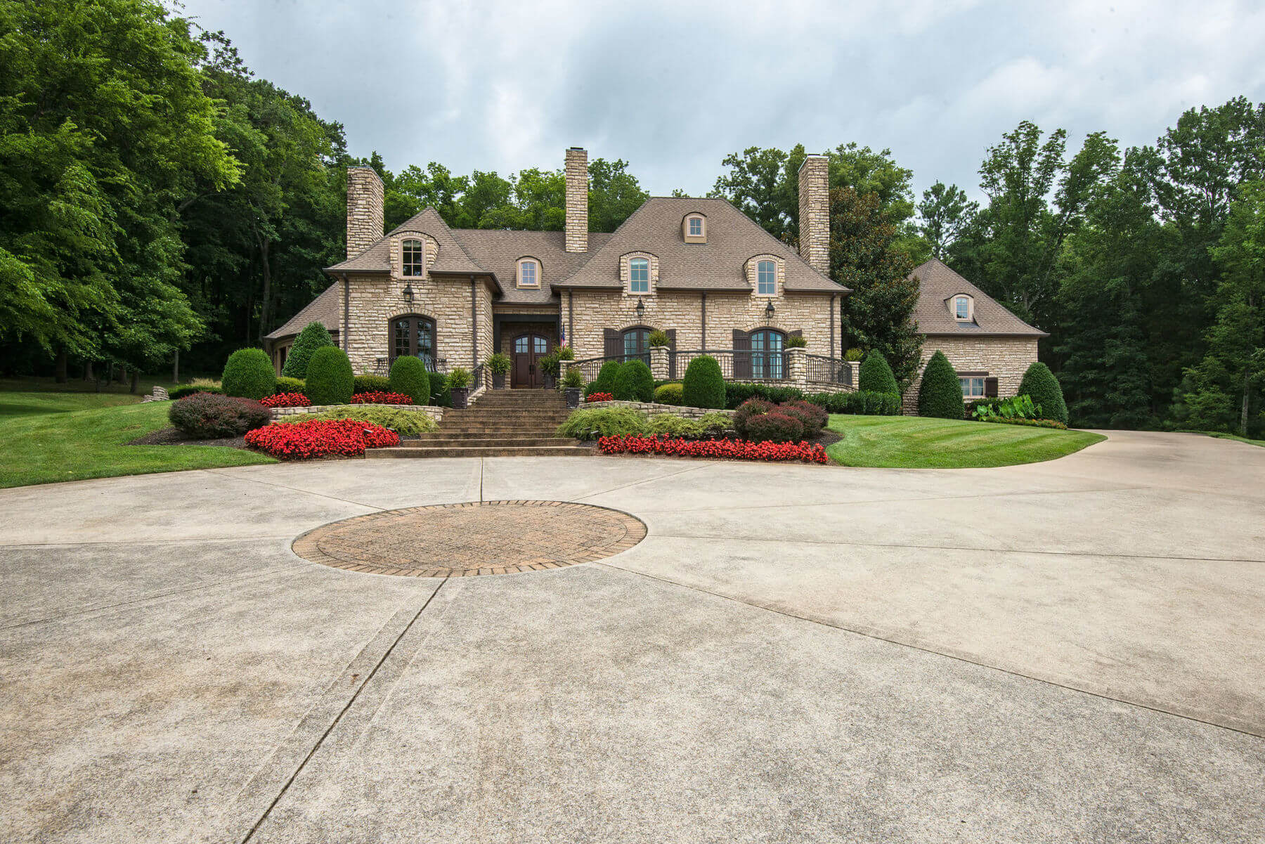 14 Agincourt Way