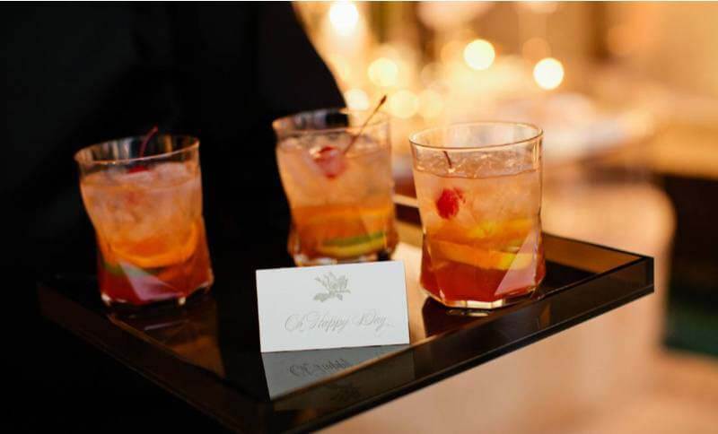 craft cocktails are a wedding trend for 2020