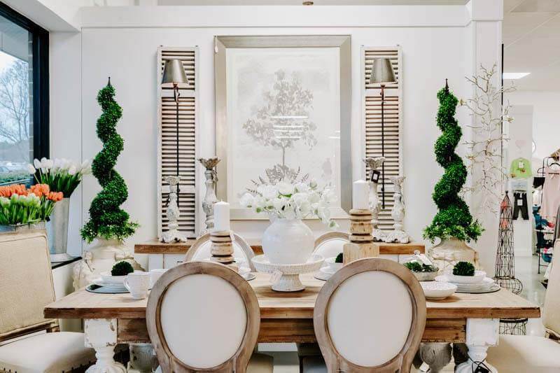 Dining table with place settings in Southern marketplace