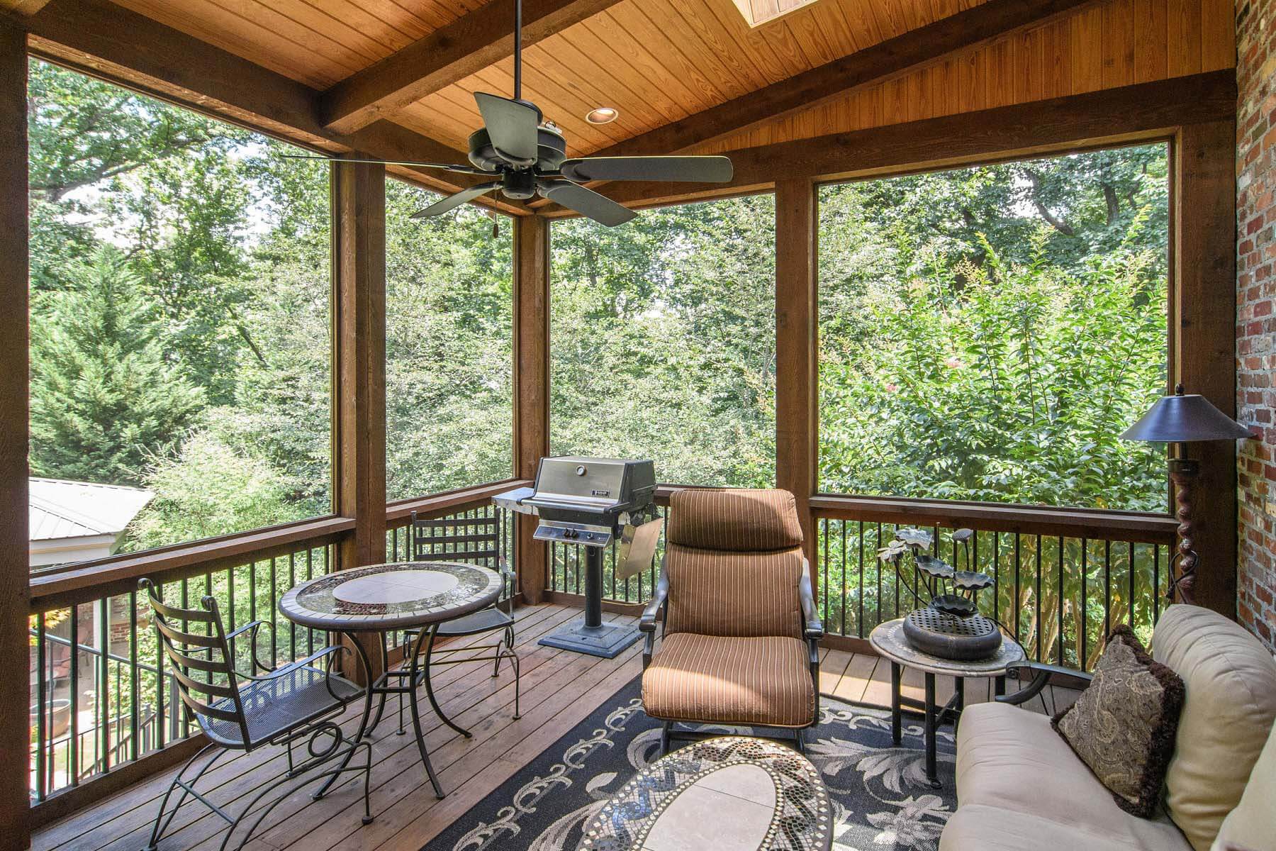 28 201907011101367844501724 Shades Crest Road