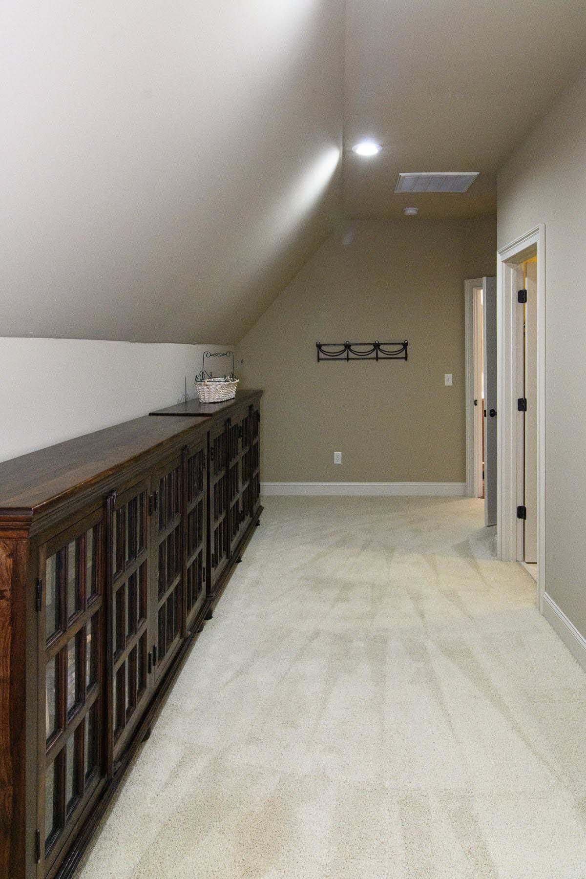 63 201907011102130709241724 Shades Crest Road