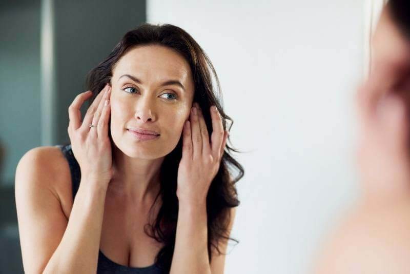 7 Common Myths of Aging Skin
