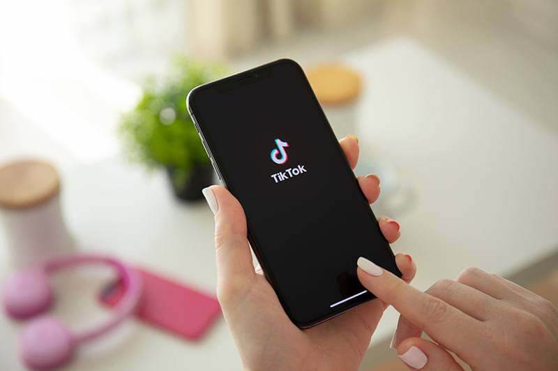 The TikTok Craze How to Navigate the Popular App