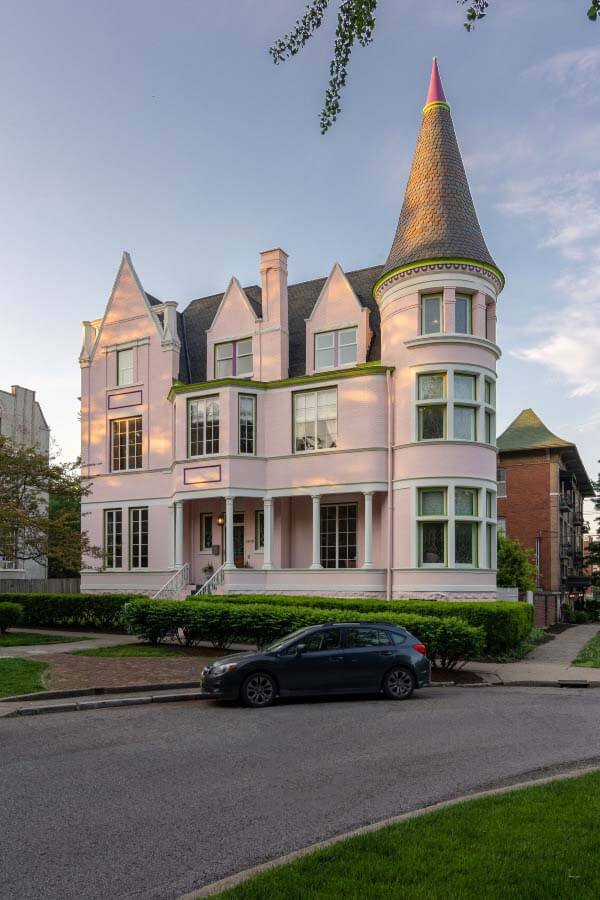 Victorian architecture is just one of the unique building styles you'll see in Louisville. Image: Louisville Tourism St. James Court in Old Louisville