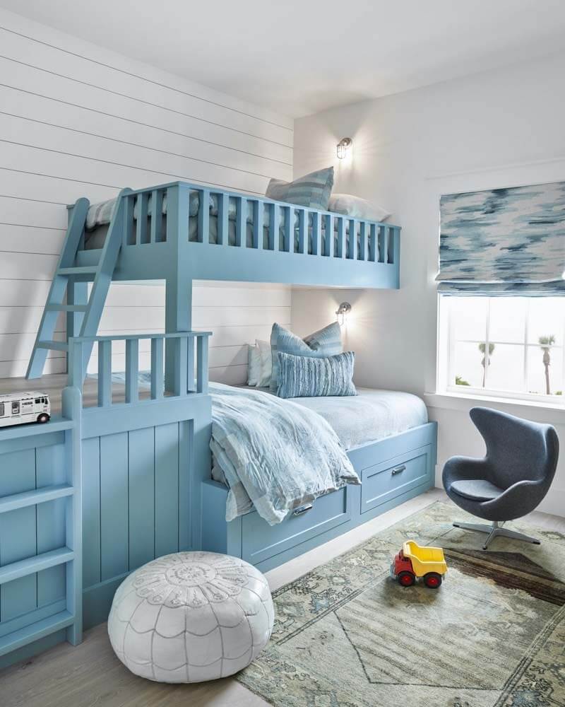 Bunk room in Galveston beach bungalow
