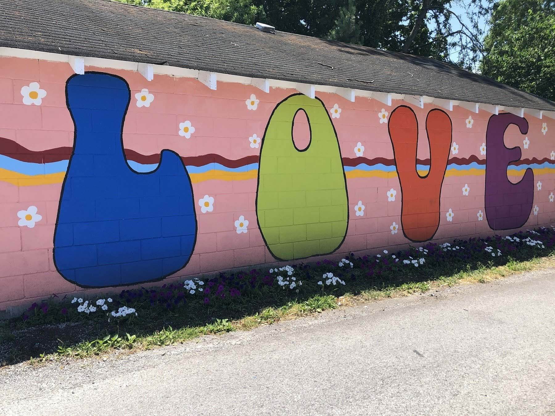 Inspiring Nashville Murals: "Love" mural behind Sylvan Park post office.