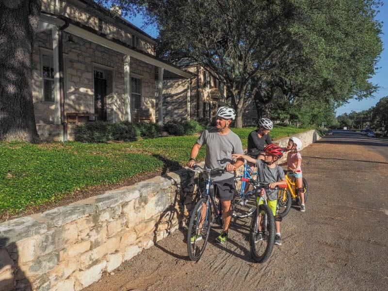 Family biking in Gillespie County