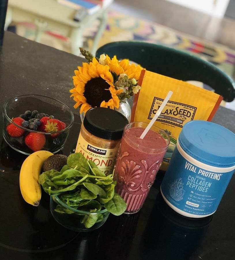 Drink this smoothie midday as (or with) lunch to ensure you get antioxidants, fiber, and good fatty acids. The FAVE Smoothie
