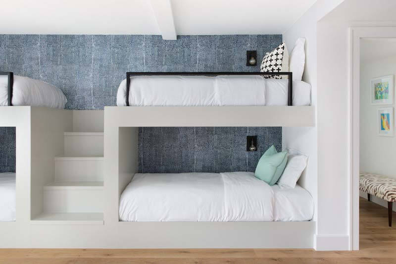 Sara tells us not to underestimate the value accessories, window treatments and finishing pieces can bring into a room. She calls these pieces “the jewelry on the outfit that helps complete the look” and firmly believes the small touches can be just as important as the larger items. Bedroom designed by Sara Malek Barney