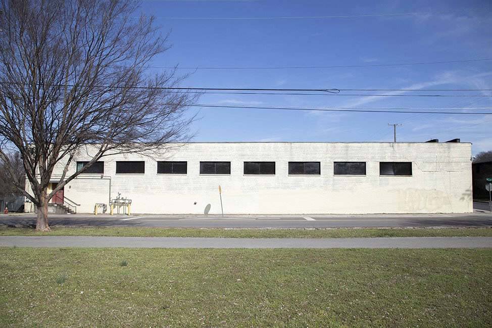 Nelson's Greenbrier wall before the mural