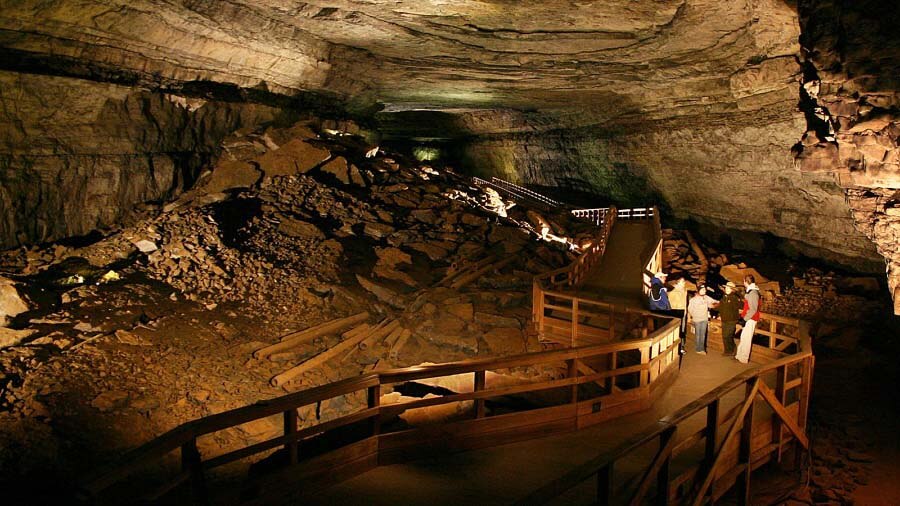 Majestic Southern destinations: Mammoth Cave